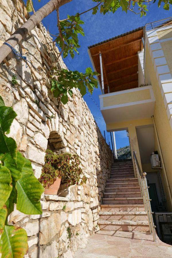 Sunny Holiday Saranda Kültér fotó