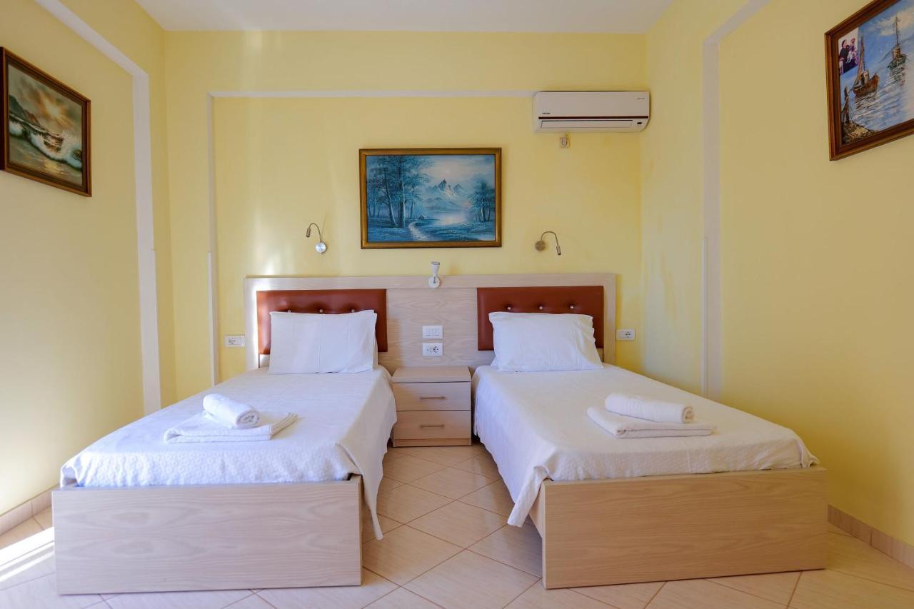 Sunny Holiday Saranda Kültér fotó