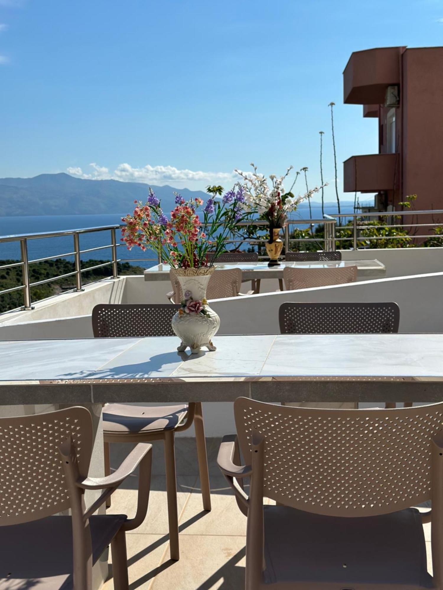 Sunny Holiday Saranda Kültér fotó
